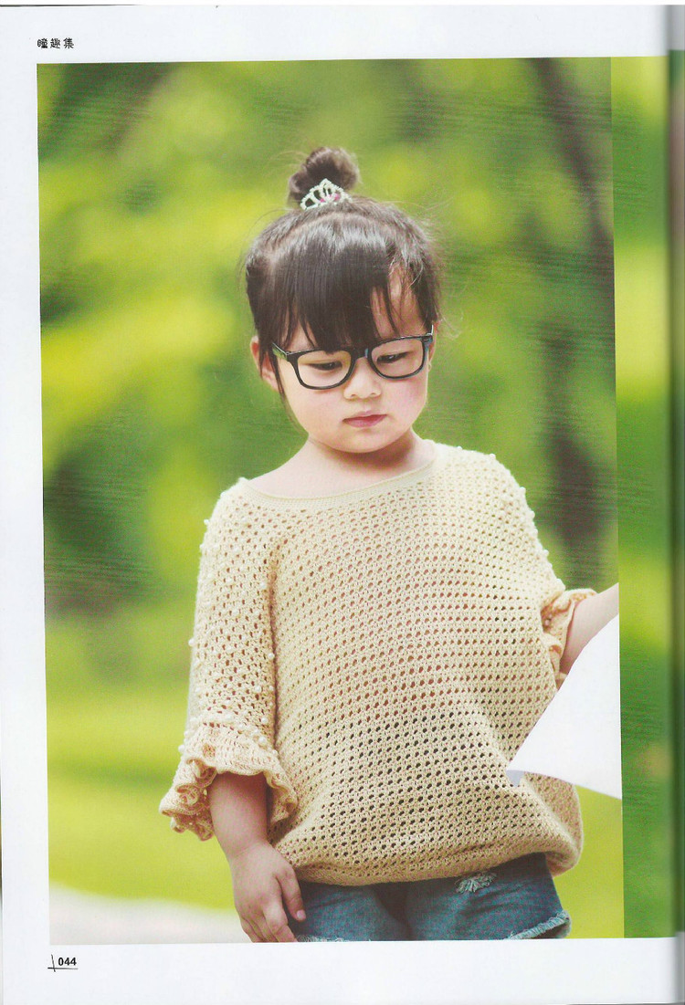 Moms Hand knitting Little Princess Sweater  2015 - 輕描淡寫 - 輕描淡寫