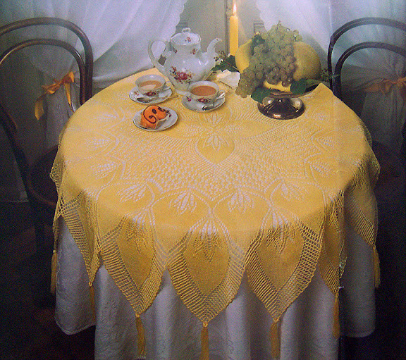 Orella 2, Spitzenstricken von Erich Engeln, 1984(2) - 木棉花 - 雨茫茫，霧茫茫，盼望花開，花已落……