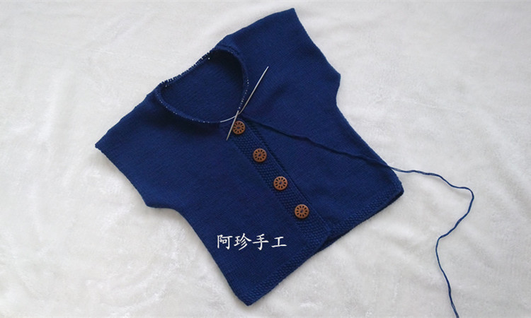 【阿珍手工】藍玫-馬甲外套—九色鹿9212美麗諾 - 阿珍 - 阿珍手工編織